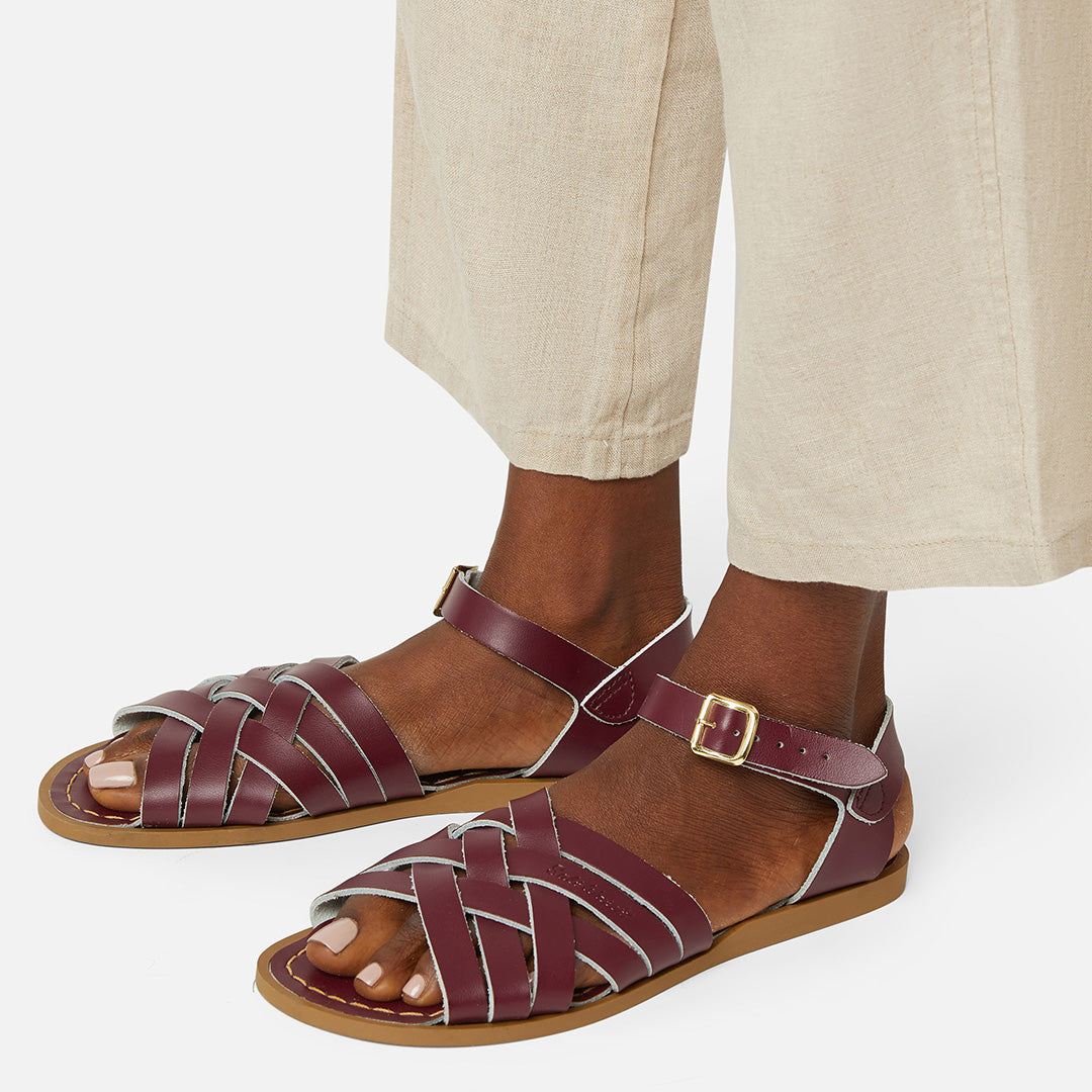 narrow women's sandals